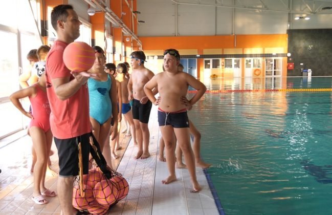 Elindultak a vízilabda edzések a Móradombi Uszodában