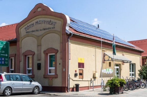 Minősített Könyvtár lett a mórahalmi