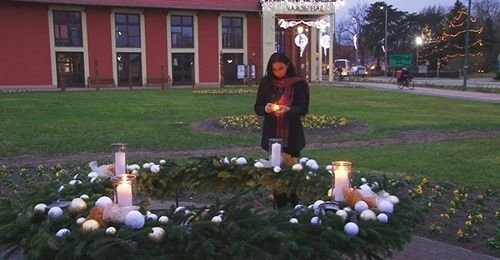 Felgyúlt a harmadik gyertyaláng is Mórahalmon