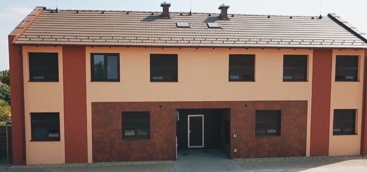 Beköltözhettek a lakók az új Mikszáth utcai lakásokba