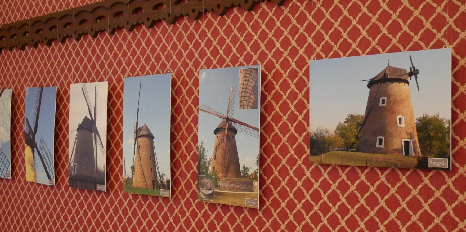 Kiállítás az Aranyszöm Rendezvényházban