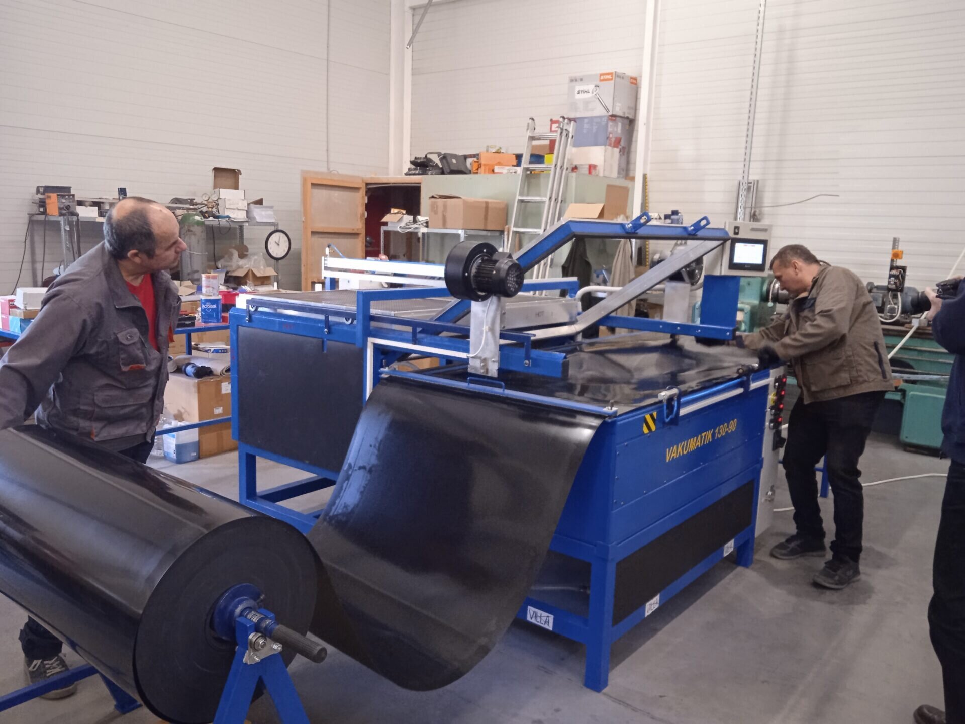 Mostantól padlófűtésrendszer-lemezeket is gyártanak a mórahalmi üzemben