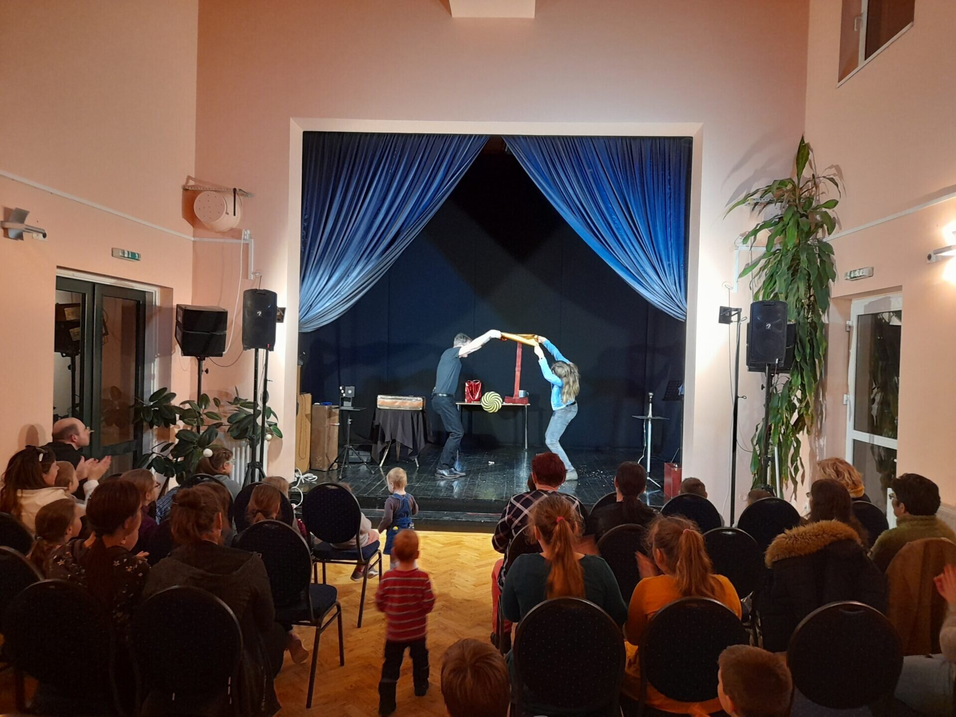 Megnyitotta kapuit az ifjúsági klub a mórahalmi Cacaoban