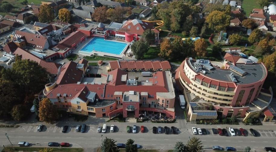 A mórahalmi fürdőben csütörtökön indult a strandszezon