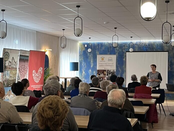 A népfőiskolák működését mutatták be a mórahalmi Babos Kocka első rendezvényén