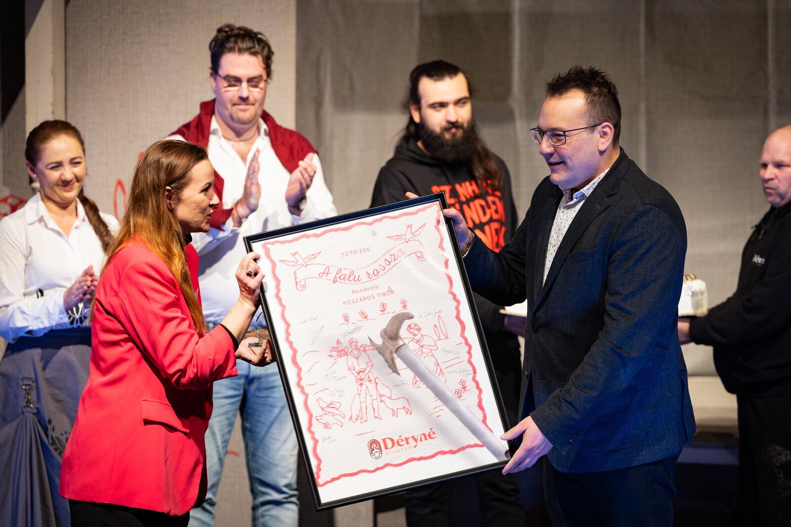 Mórahalmon ünnepelte jubileumi előadását a Déryné Társulat