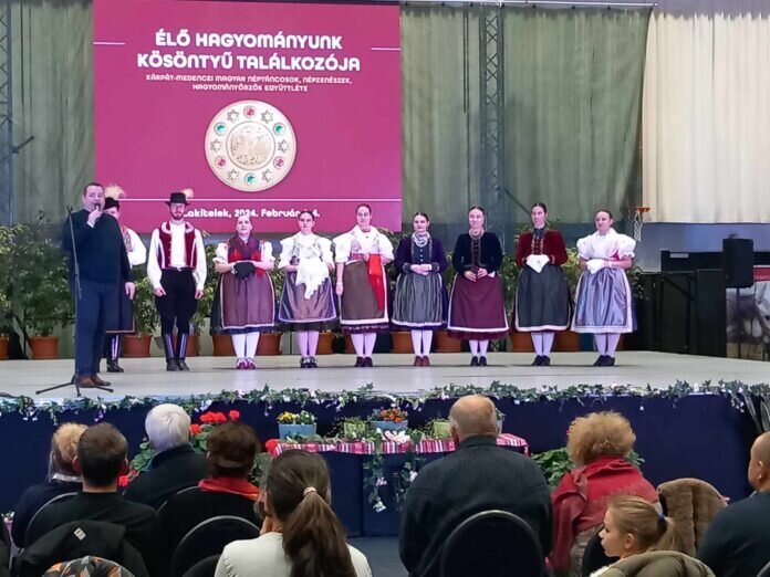 Lakiteleken járt a mórahalmi Kapocs Népfőiskola