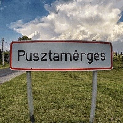 Pusztamérges táblája