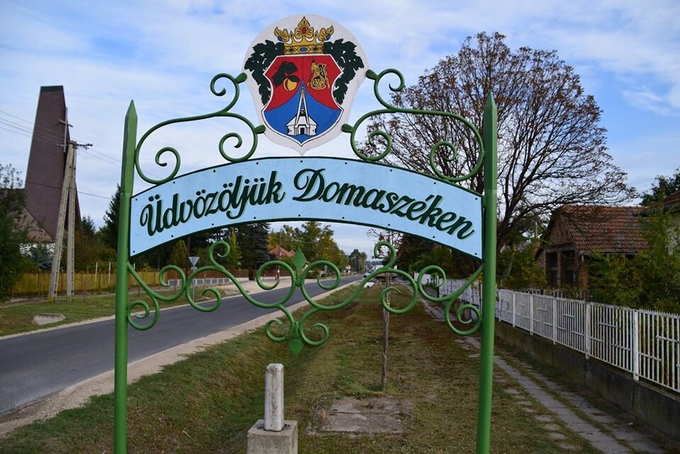 Domaszék tábla