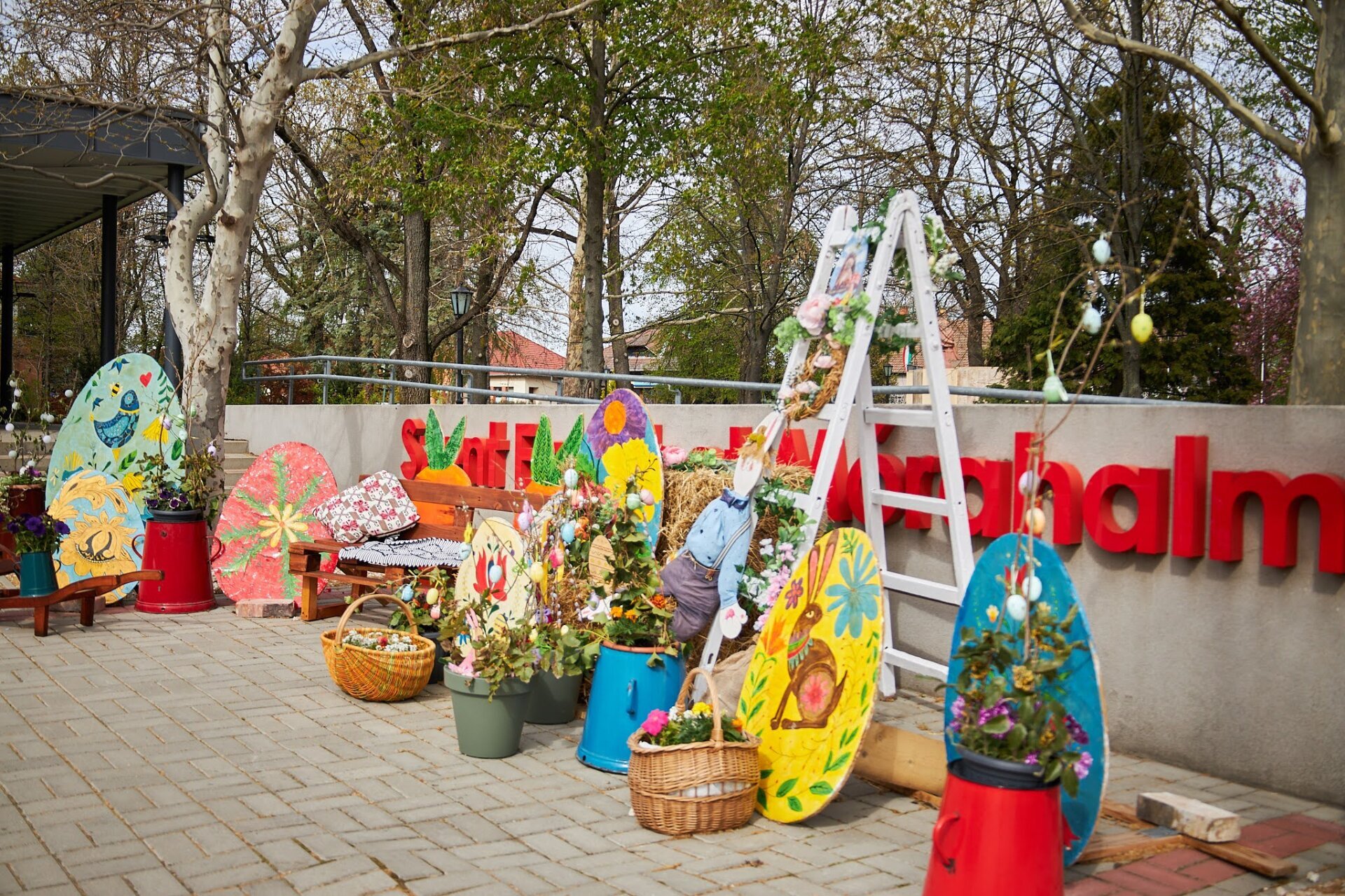 Megnyitott azt úszómedence